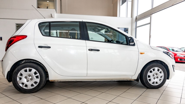 Hyundai i20 1.2 Motion 2021/38019_Hyuni20_2Fh01_Used_328.jpg
