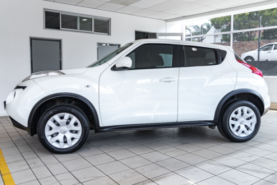 Nissan Juke 1.6 Acenta 2022/65336_551592_Used_666.jpg