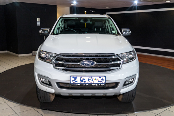 Ford Everest 2.0Turbo XLT 2023/70368_FordEver2e28.jpg