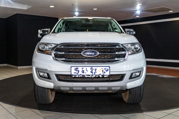 Ford Everest 2.0Turbo XLT 2023/70369_FordEver2e28.jpg