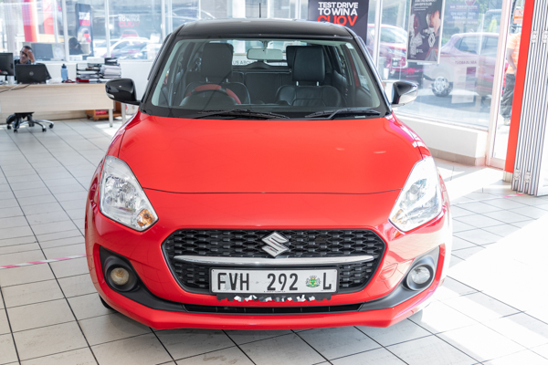 Suzuki Swift hatch 1.2 GL 2023/71756_SuzuSwif1ffh2.jpg