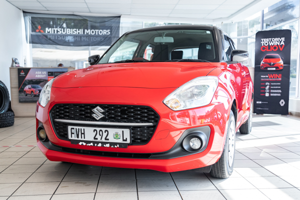 Suzuki Swift hatch 1.2 GL 2023/71763_SuzuSwif1ffh2.jpg