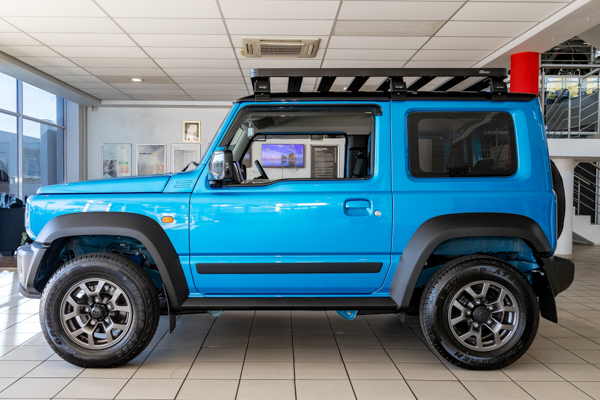 Suzuki Jimny 1.5 GLX AllGrip 2023/73759_SuzuJimn2e2.jpg