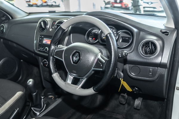 Renault Sandero Stepway 66kW turbo Expression 2023/74937_RenaSand2fh2.jpg