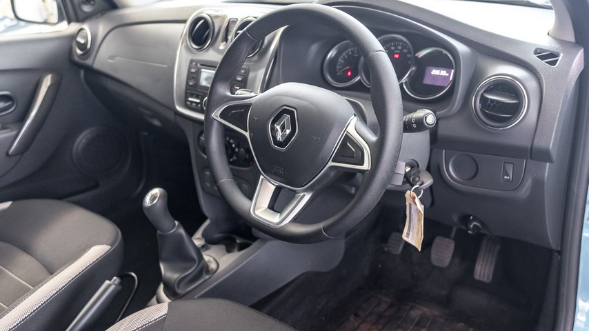 Renault Sandero Stepway 66kW turbo Expression 2023/75615_RenaSand2fh2.jpg