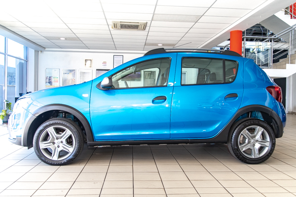 Renault Sandero Stepway 66kW turbo Expression 2023/75871_RenaSand2fh2.jpg