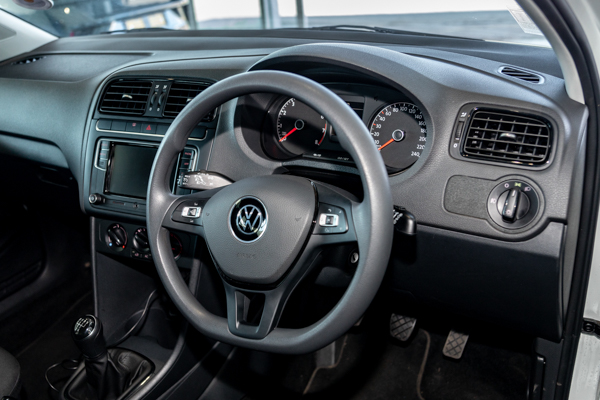 Volkswagen Polo Vivo hatch 1.4 Comfortline 2023/76569_VolkPoVi2h02.jpg