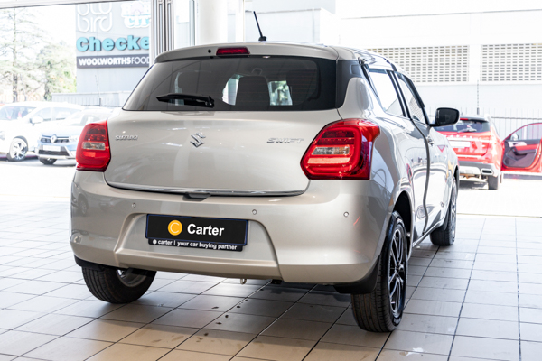 Suzuki Swift 1.2 GLX 2023/76857_SuzuSwif2Fh4.jpg