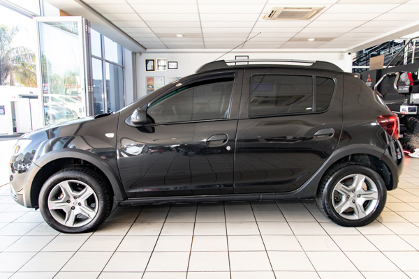 Renault Sandero Stepway 66kW turbo 2023/77901_RenaSand2h3.jpg