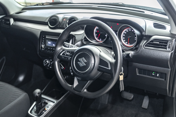 Suzuki Swift hatch 1.2 GL auto 2023/79636_SuzuSwif1ffh3.jpg