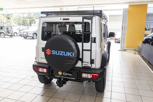 Suzuki Jimny 1.5 GL AllGrip 2024/80215_SuzuJimn2e4.jpg