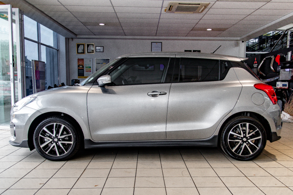 Suzuki Swift 1.4T Sport auto 2024/80263_SuzuSwif2h07.jpg