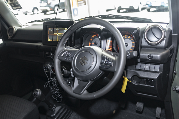 Suzuki Jimny 1.5 GLX AllGrip 2024/80290_SuzuJimn2e2.jpg