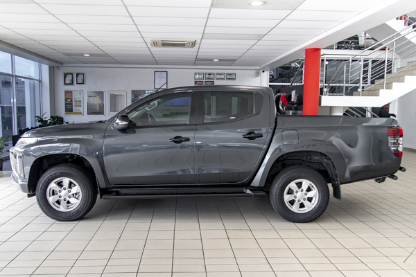 Mitsubishi Triton 2.4DI-D double cab 2024/81128_MitsTrit2d1.jpg