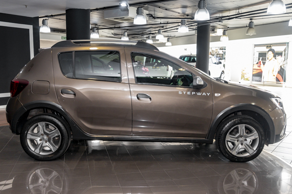 Renault Sandero Stepway 66kW turbo Expression 2024/84701_RenaSand2fh2.jpg