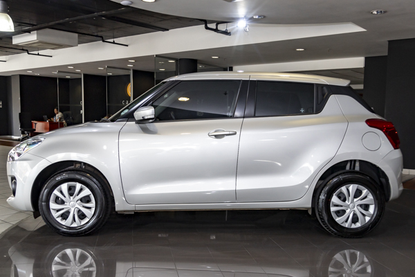 Suzuki Swift hatch 1.2 GL 2024/87089_SuzuSwif1ffh2.jpg