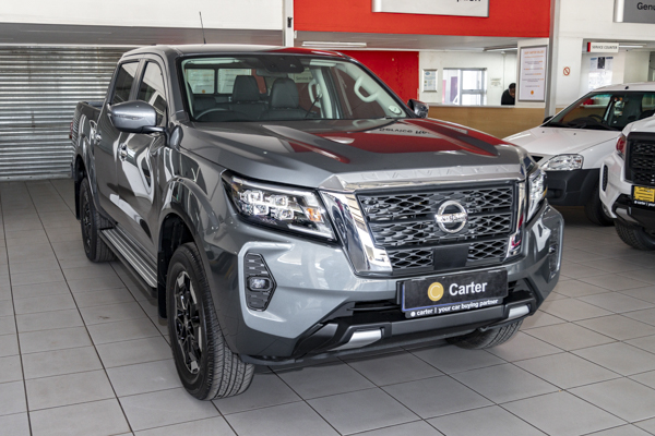 Nissan Navara 2.5DDTi double cab LE 2024/89735_NissNava2Fd2.jpg