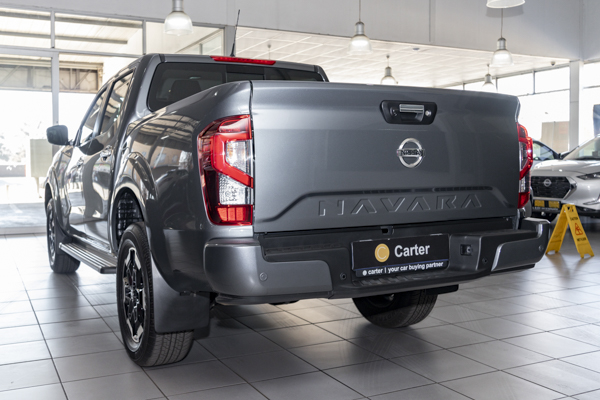 Nissan Navara 2.5DDTi double cab LE 2024/89741_NissNava2Fd2.jpg