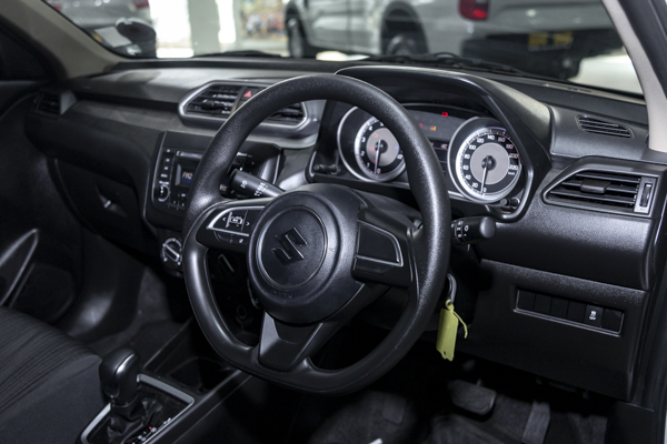 Suzuki DZire 1.2 GL auto 2024/91766_SuzuDZir2Fs3.jpg