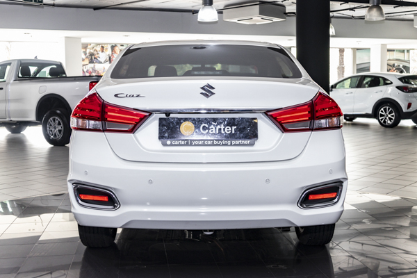 Suzuki Ciaz 1.5 GLX 2024/91892_SuzuCiaz1Fs3.jpg