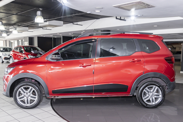 Renault Triber 1.0 Prestige auto 2024/92686_RenaTrib1e14.jpg