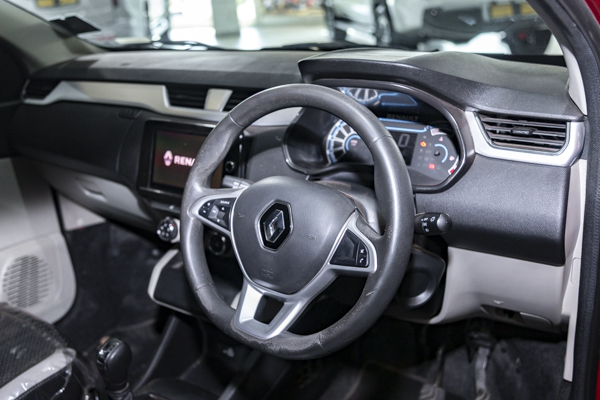 Renault Triber 1.0 Prestige auto 2024/92694_RenaTrib1e14.jpg