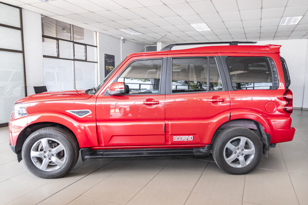 Mahindra Scorpio 2.2CRDe S11 2024/93154_MahiScor2Fe1.jpg