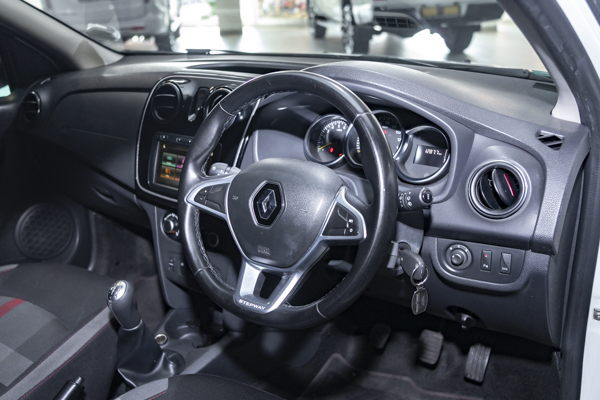 Renault Sandero Stepway 66kW turbo 2024/94569_RenaSand2h3.jpg