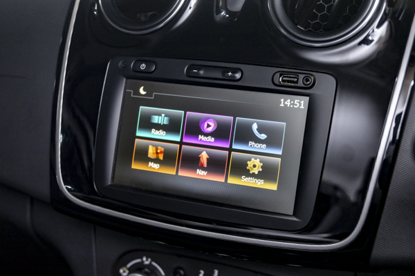 Renault Sandero Stepway 66kW turbo 2024/94570_RenaSand2h3.jpg