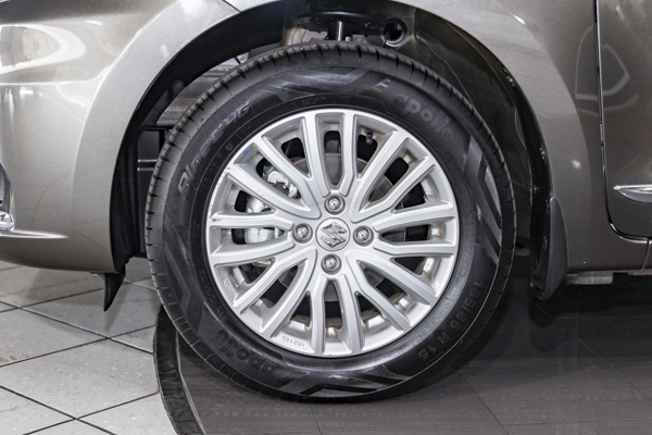 Suzuki DZire 1.2 GL auto 2024/96548_SuzuDZir2Fs3.jpg