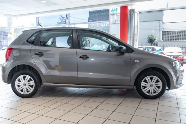 Volkswagen Polo Vivo hatch 1.4 Trendline 2024/96570_VolkPoVi1fh14.jpg