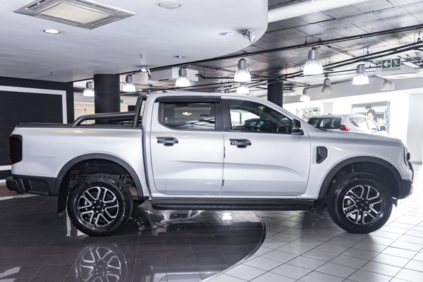 Ford Ranger 2.0 SiT double cab XLT 2024/96673_FordRang4d24.jpg