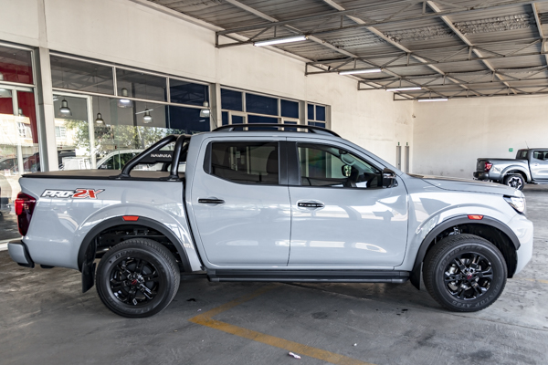 Nissan Navara 2.5DDTi double cab PRO-2X 2024/97123_NissNava2Fd10.jpg