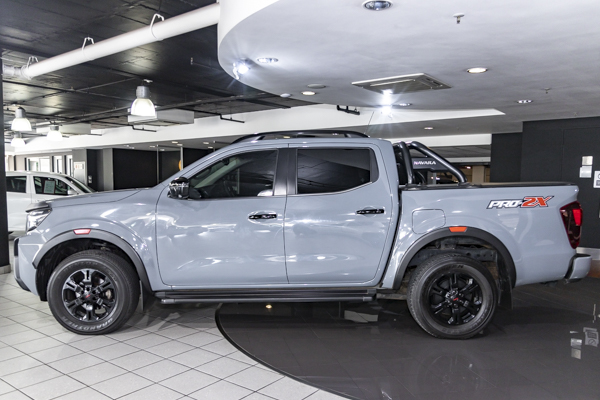 Nissan Navara 2.5DDTi double cab PRO-2X 2024/97166_NissNava2Fd10.jpg