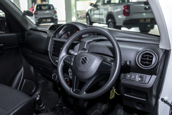 Suzuki S-Presso 1.0 S-Edition manual 2025/100320_SuzuS-Pr1h10.jpg