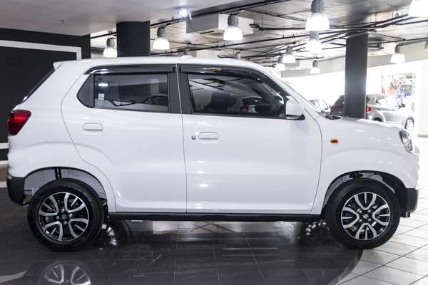 Suzuki S-Presso 1.0 S-Edition manual 2025/100321_SuzuS-Pr1h10.jpg