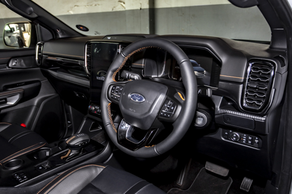 Ford Ranger 2.0 SiT double cab XLT 2025/103995_FordRang4d24.jpg