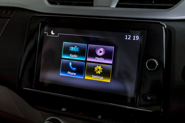 Renault Triber 1.0 Intens auto 2025/104077_RenaTrib1e18.jpg