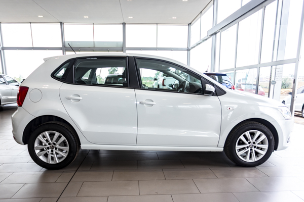 Volkswagen Polo Vivo hatch 1.6 Comfortline auto 2025/104130_VolkPoVi2h03.jpg