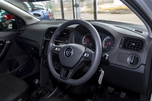 Volkswagen Polo Vivo hatch 1.4 2025/104145_VolkPoVi2Fh1.jpg