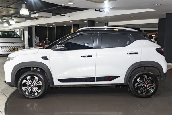 Renault Kiger 1.0 Turbo Intens auto 2025/104191_RenaKige1e12.jpg