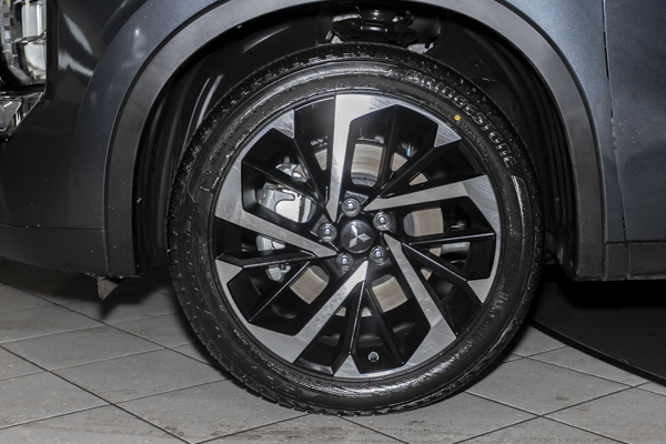 Mitsubishi Outlander 2.4 GLS Exceed 2025/104315_MitsOutl3fe1.jpg