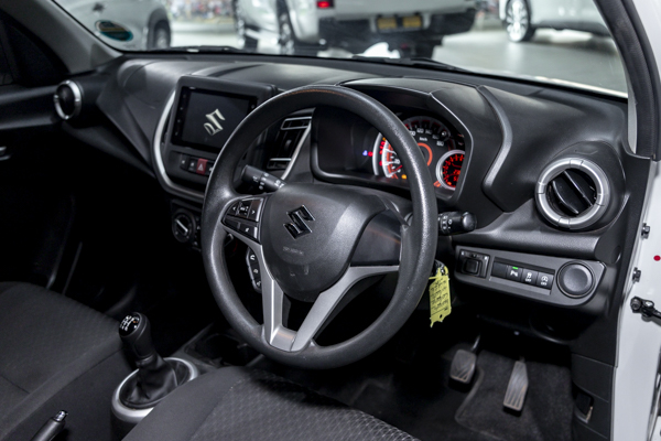 Suzuki Celerio 1.0 GL 2025/104410_SuzuCele1Fh02.jpg