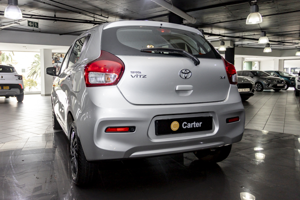 Toyota Vitz 1.0 XR manual 2025/105001_ToyoVitz1h2.jpg