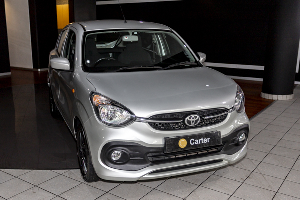 Toyota Vitz 1.0 XR manual 2025/105005_ToyoVitz1h2.jpg
