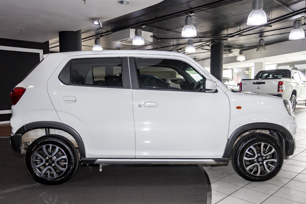 Suzuki S-Presso 1.0 S-Edition manual 2025/105026_SuzuS-Pr1h10.jpg