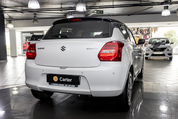 Suzuki Swift 1.2 GL auto 2025/105058_SuzuSwif2Fh3.jpg