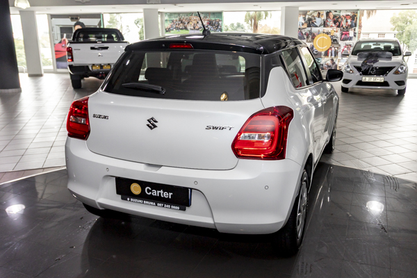 Suzuki Swift 1.2 GL auto 2025/105059_SuzuSwif2Fh3.jpg