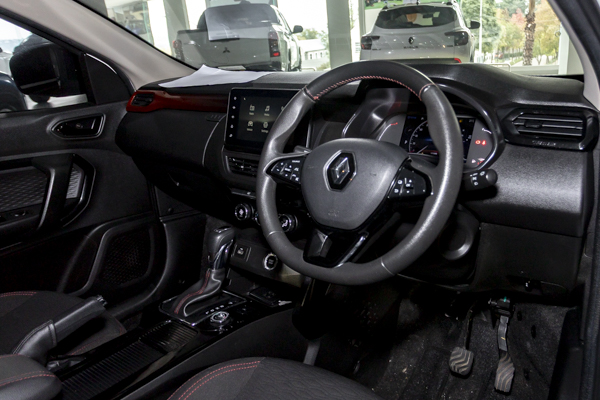 Renault Kiger 1.0 Turbo Intens auto 2025/105130_RenaKige1e12.jpg