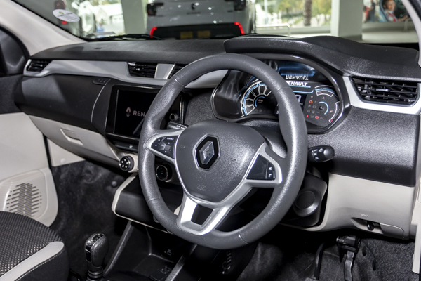 Renault Triber 1.0 Prestige auto 2025/105148_RenaTrib1e14.jpg